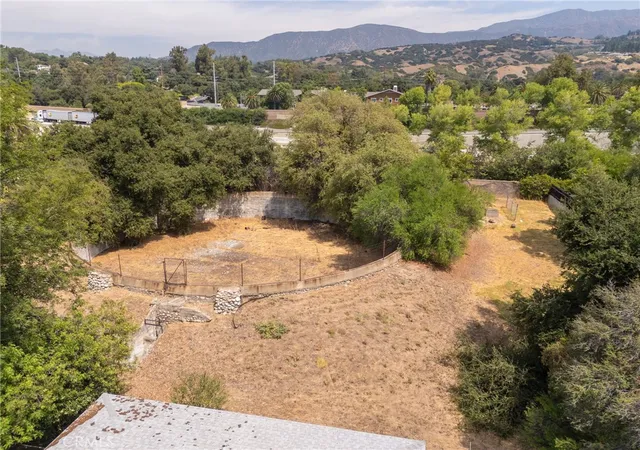 Homes for sale in Claremont, CA | 4053 N Towne Ave, Claremont, CA 91711 | MLS# TR25006435