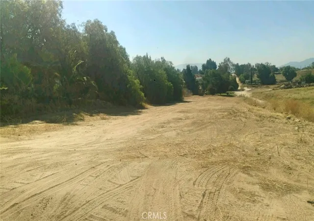 Photo 3 of Land for sale at 0 Fig, Murrieta, CA 92562 | MLS# OC25009038 | Listing updated on 2026-06-27