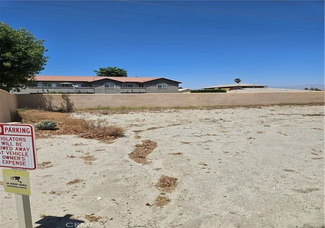 2nd image of 33014 Campus Ln, Cathedral City, CA 92234 | MLS# IG25013182