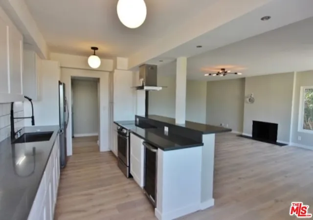 5th image of 372 Pershing Dr, Playa Del Rey, CA 90293 | MLS# 25485953