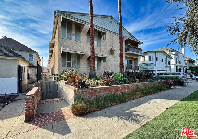 Homes for sale in Santa Monica, CA | 854 9Th St, Santa Monica, CA 90403 | MLS# 25491077