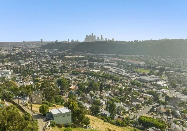 4th image of 707 W American Pl, Mount Washington, CA 90065 | MLS# CV25021410