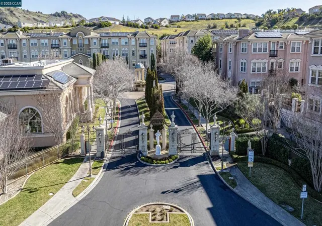 Photo 3 of Condo for sale at 1146 Waltz Ct, Vallejo, CA 94591 | MLS# 41084141 | Listing updated on 2026-09-16