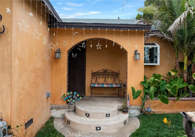 Homes for sale in San Fernando, CA | 14763 San Fernando Mission Blvd, San Fernando, CA 91345 | MLS# PW25023498