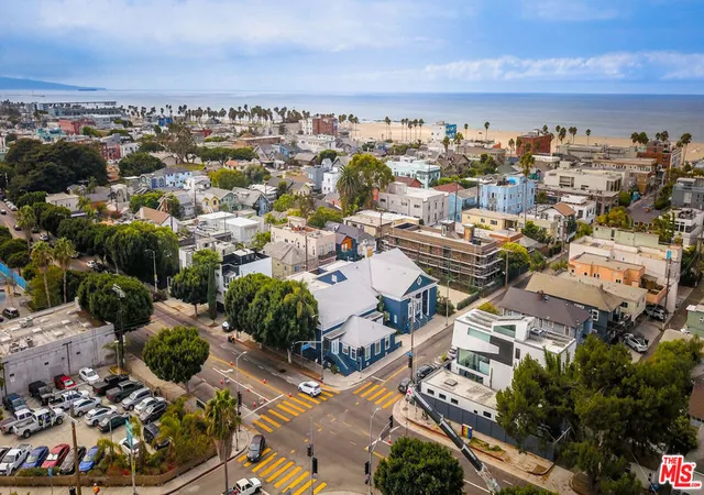 Photo 1 of Land for sale at 132 Brooks Ave, Venice, CA 90291 | MLS# 25488871 | Listing updated on 2026-10-01