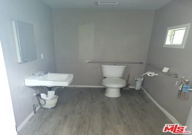 23rd image of 340 Central Ave, Fillmore, CA 93015 | MLS# 25493891