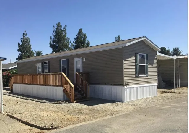 Photo 1 of Manufactured home for sale at 725 W Thornton Ave #72, Hemet, CA 92543 | MLS# 250018183SD | Listing updated on 2026-09-24
