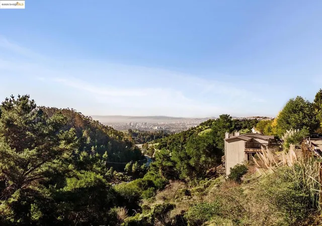 2nd image of Tunnel Rd, Oakland, CA 94611 | MLS# 41085045