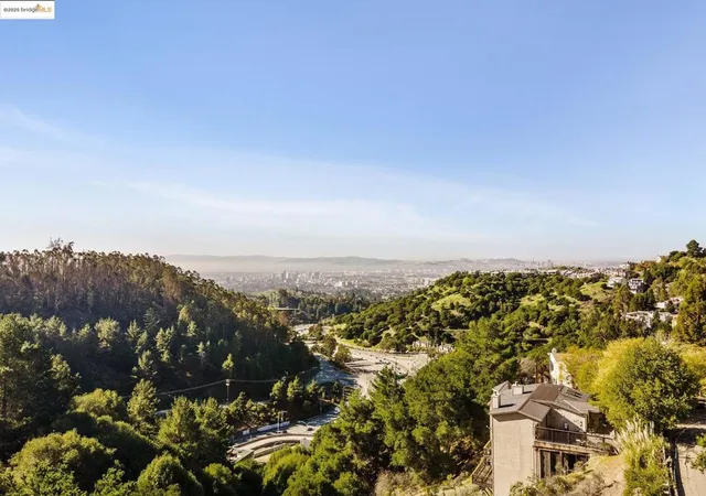 5th image of Tunnel Rd, Oakland, CA 94611 | MLS# 41085045