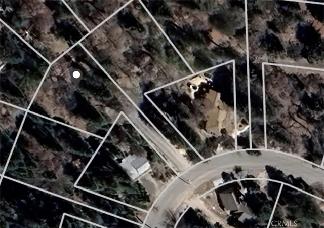 1st image of 26272 Thunderbird Dr, Lake Arrowhead, CA 92352 | MLS# IG25028704