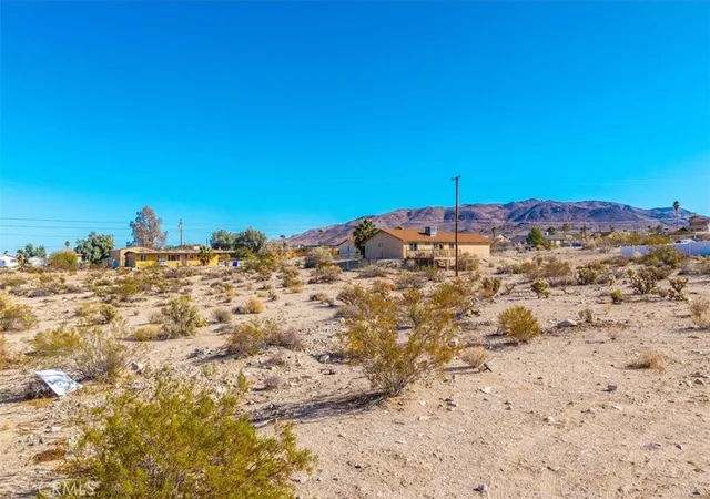 Photo 4 of Land for sale at 127 Kellogg Ave, Twentynine Palms, CA 92277 | MLS# JT25028804 | Listing updated on 2026-02-07