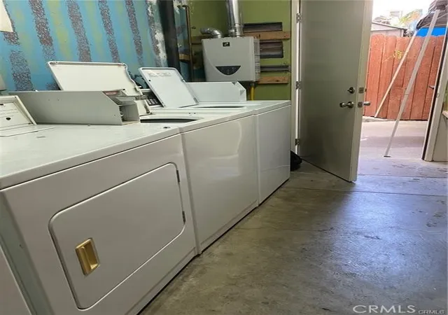Listing Photo 5 - Condo for sale in building located at 6140 Orange Ave, Long Beach, CA 90805