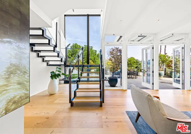 Photo 3 of Single family home for sale at 354 Amalfi Dr, Santa Monica, CA 90402 | MLS# 25495045 | Listing updated on 2025-04-15