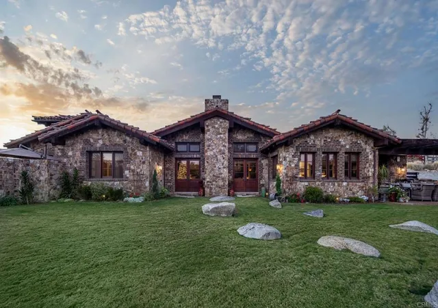 3rd image of 3113 Camino Del Rancho, Encinitas, CA 92024 | MLS# NDP2501311