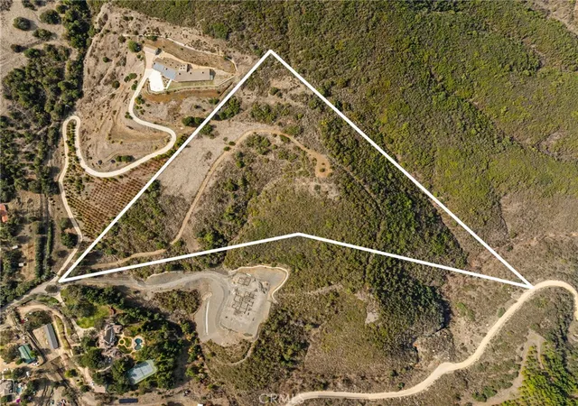 3rd image of 0 Via Nortada, Temecula, CA 92590 | MLS# SW25030215