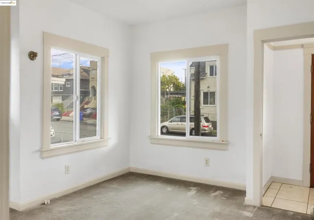 5th image of 2301 12Th Ave, Oakland, CA 94606 | MLS# 41085416