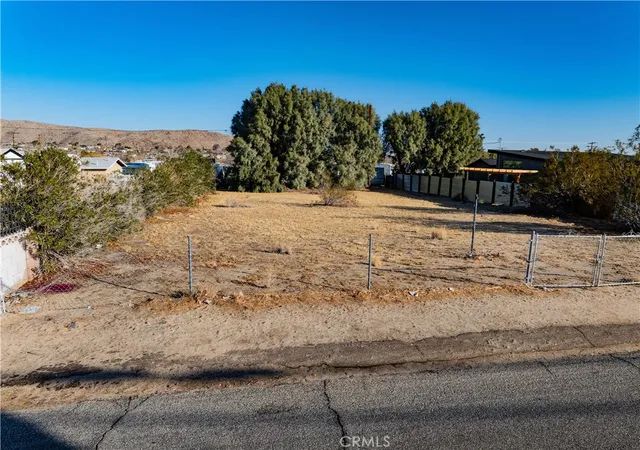 22nd image of 61984 Commercial St, Joshua Tree, CA 92252 | MLS# JT25026867