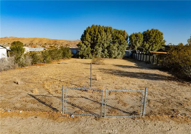 2nd image of 61984 Commercial St, Joshua Tree, CA 92252 | MLS# JT25026867