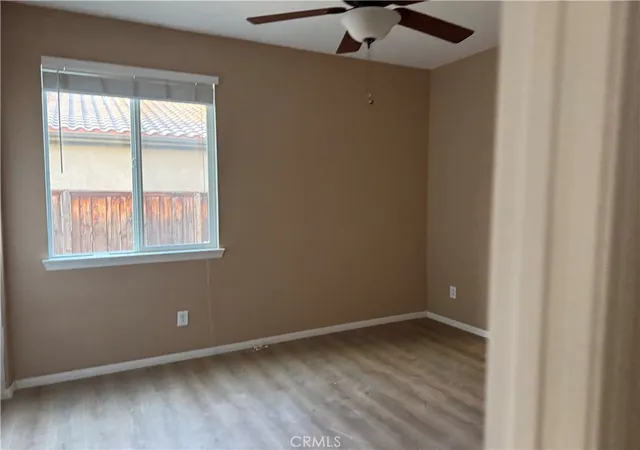 Photo 4 of Single family home for sale at 594 Hyacinth Rd, San Jacinto, CA 92582 | MLS# DW25034358 | Listing updated on 2026-05-22