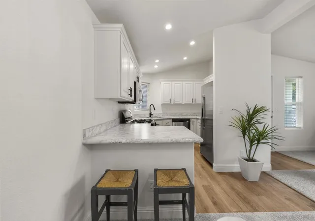 Photo 4 of Manufactured home for sale at 22899 Byron Rd #77, Crestline, CA 92325 | MLS# 250019162SD | Listing updated on 2026-09-23