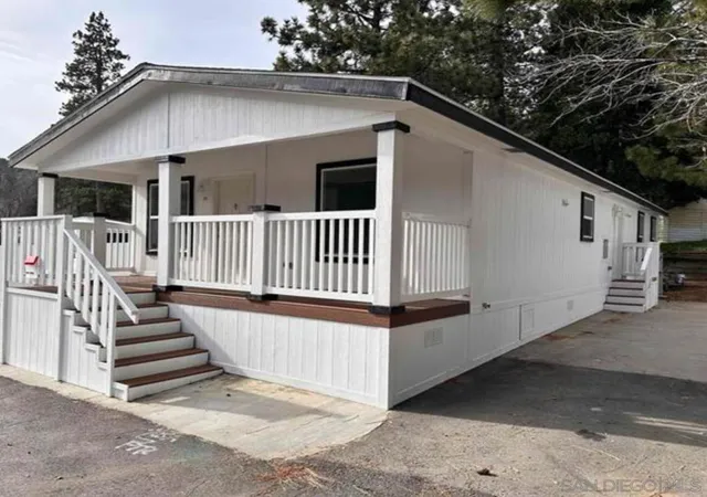 3rd image of 22899 Byron Road #29, Crestline, CA 92325 | MLS# 250019164SD
