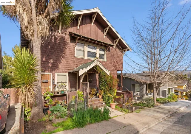4th image of 3537 Kempton, Oakland, CA 94611 | MLS# 41086305
