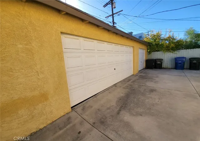 5th image of 1240 S Muirfield Rd, Los Angeles, CA 90019 | MLS# PW25035035