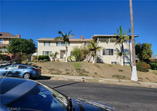 32nd image of 1121 5th Ave, Los Angeles, CA 90019 | MLS# PW25035453