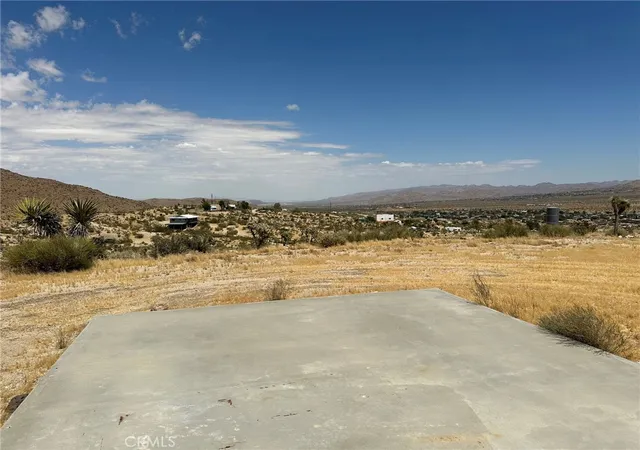 14th image of 2468 Prescott Ave, Yucca Valley, CA 92284 | MLS# JT25038264