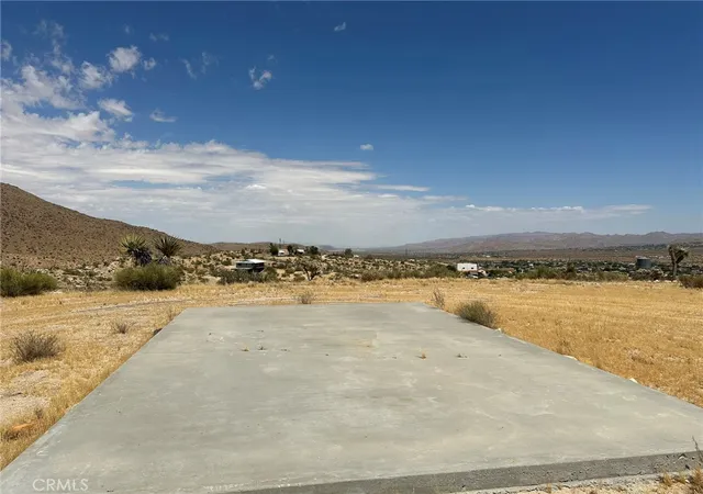 3rd image of 2468 Prescott Ave, Yucca Valley, CA 92284 | MLS# JT25038264