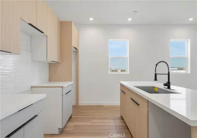 4th image of 2813 E 6Th St, Los Angeles, CA 90023 | MLS# DW25038294