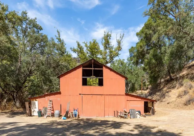 132nd image of 20500 Cachagua Rd, Carmel Valley, CA 93924 | MLS# ML81992510