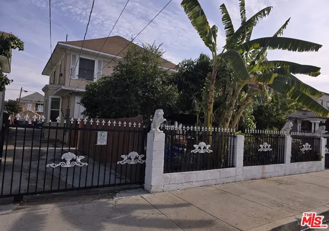 1st image of 1340 Constance St, Los Angeles, CA 90015 | MLS# 25503077