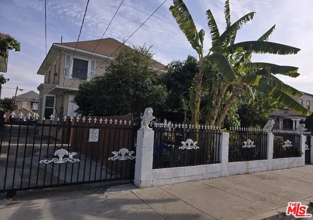 4th image of 1340 Constance St, Los Angeles, CA 90015 | MLS# 25503077