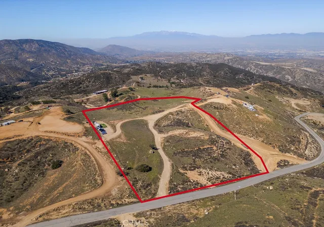 1st image of 9335 Hollie Dr, Redlands, CA 92373 | MLS# OC25042124