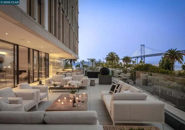 1st image of 1 Steuart Ln #1103, San Francisco, CA 94105 | MLS# 41087280
