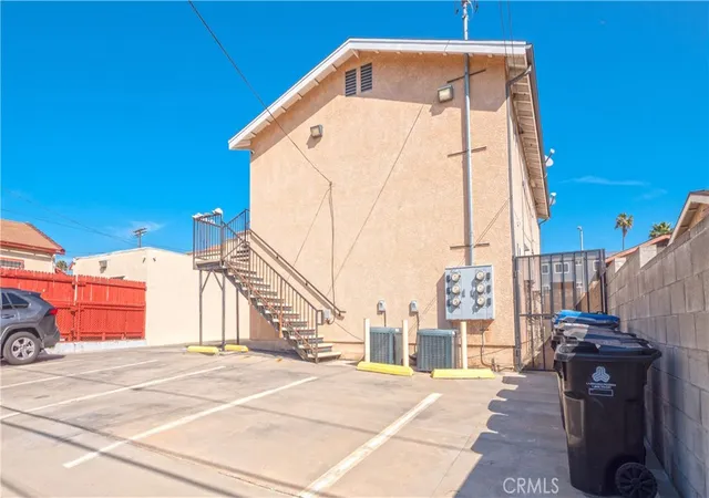 5th image of 2432 Fairmount St, Los Angeles, CA 90033 | MLS# DW25045422
