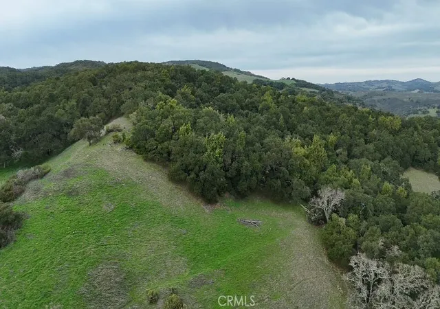 3rd image of 5495 Jack Creek Rd, Templeton, CA 93465 | MLS# PI25046937
