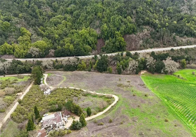 4th image of 5495 Jack Creek Rd, Templeton, CA 93465 | MLS# PI25046937