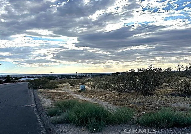 Photo 3 of Land for sale at 19446 Shoshonee Rd, Apple Valley, CA 92307 | MLS# HD25047334 | Listing updated on 2026-03-07