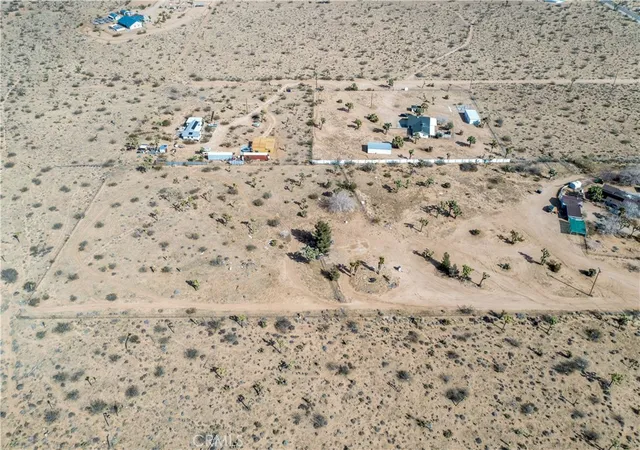 13th image of 3155 Thermal Ln, Yucca Valley, CA 92284 | MLS# IG25048181