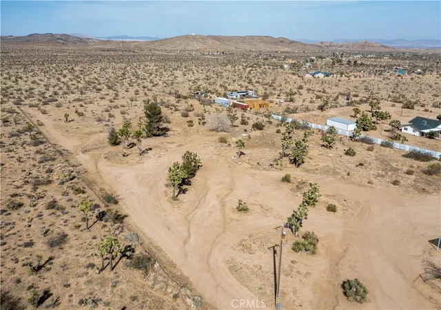 1st image of 3155 Thermal Ln, Yucca Valley, CA 92284 | MLS# IG25048181