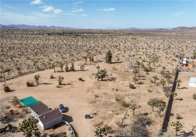 2nd image of 3155 Thermal Ln, Yucca Valley, CA 92284 | MLS# IG25048181