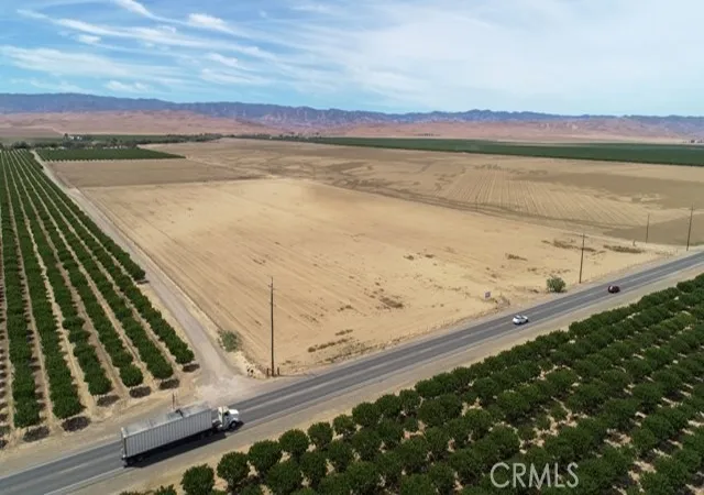 2nd image of 0 W Jayne Ave, Coalinga, CA 93210 | MLS# FR25048985