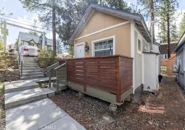 5th image of 528 Cottage Ln, Big Bear Lake, CA 92315