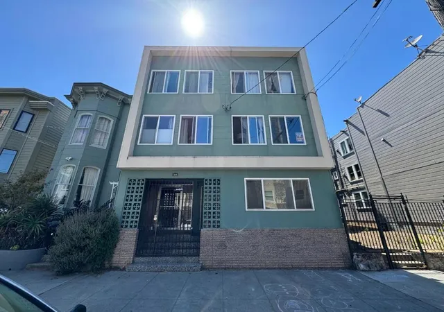 1st image of 370 Bartlett St #3, San Francisco, CA 94110 | MLS# ML81997066