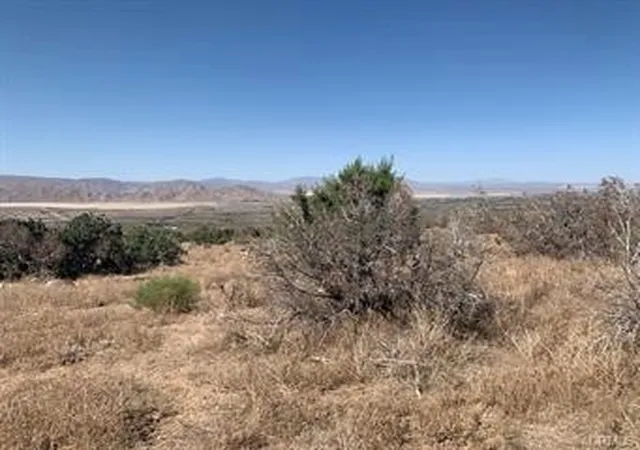 Photo 3 of Land for sale at 0 Emerald, Lucerne Valley, CA 92356 | MLS# SW25051473 | Listing updated on 2025-12-31