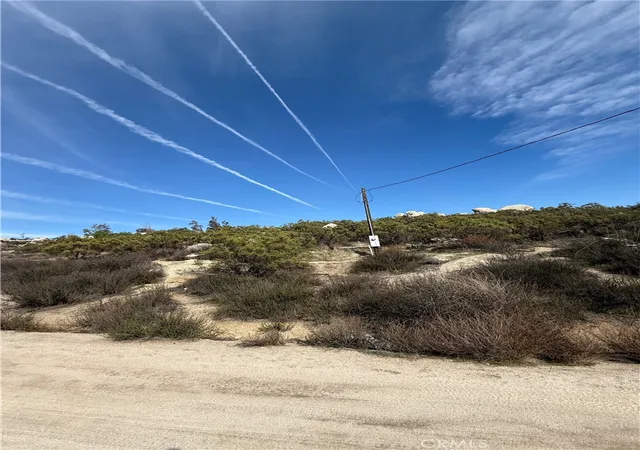 5th image of 40680 Faure Rd, Hemet, CA 92544 | MLS# SW25053280