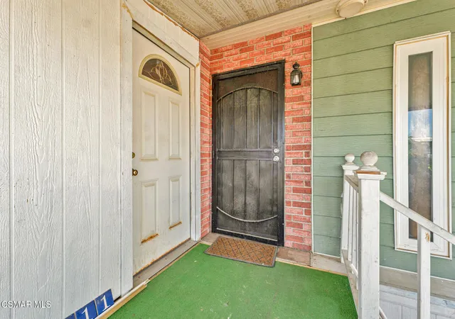 Photo 3 of Manufactured home for sale at 311 Rodgers St #311, Ventura, CA 93003 | MLS# 225001213 | Listing updated on 2025-04-18