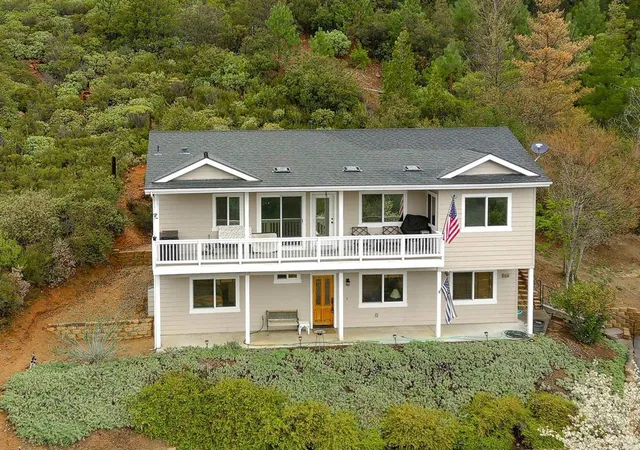 Photo 2 of Single family home for sale at 1626 Frisius Dr, Julian, CA 92036 | MLS# NDP2502415 | Listing updated on 2026-10-12